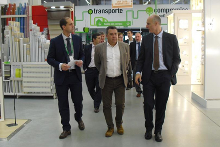 El Alcalde de Arroyo de la Encomienda ha inaugurado hoy el nuevo patio de materiales de LEROY MERLIN Valladolid